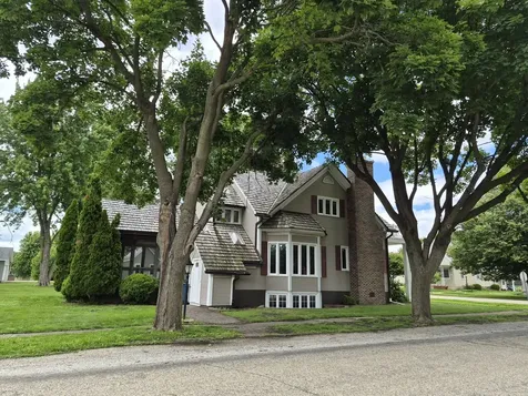 304 North Central Avenue Ladd IL 61329