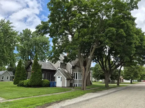 304 North Central Avenue Ladd IL 61329