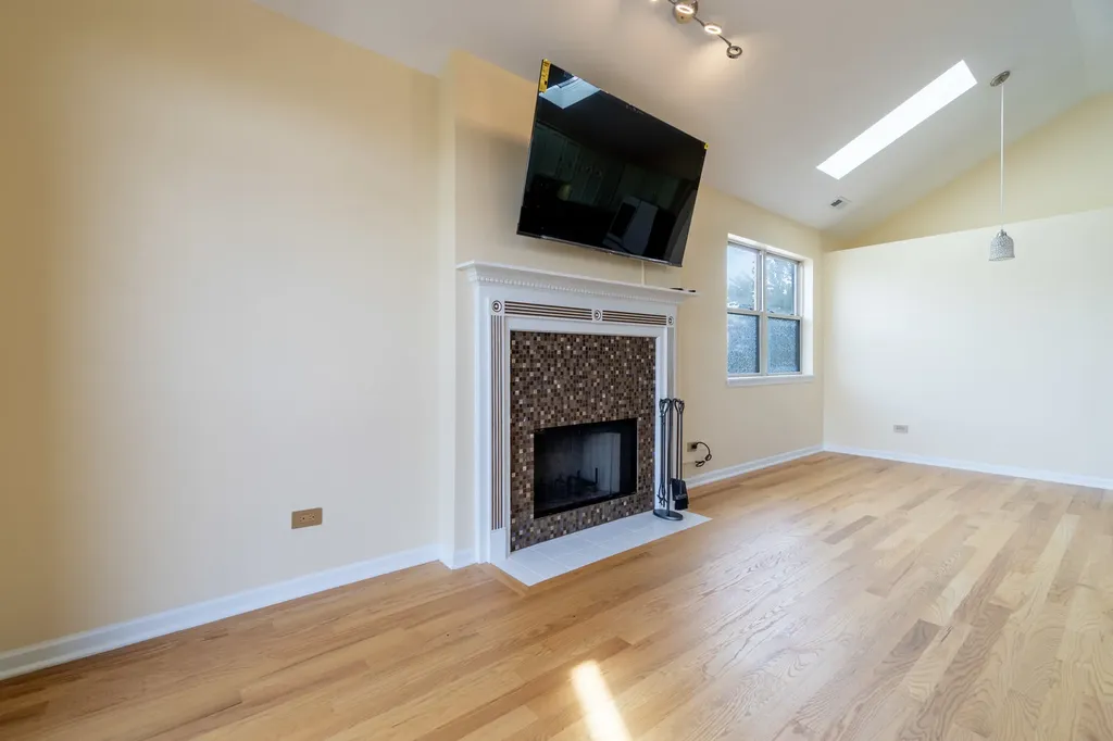 2665 West Warren Boulevard Chicago IL 60612