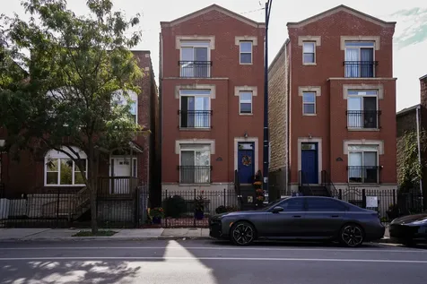 2665 West Warren Boulevard Chicago IL 60612