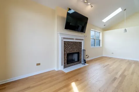2665 West Warren Boulevard Chicago IL 60612