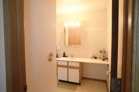1574 West Crystal Rock Court Round Lake Beach IL 60073