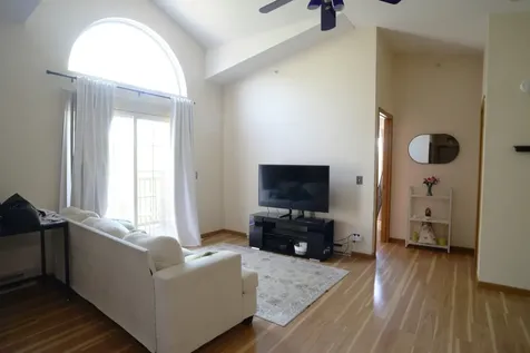 1574 West Crystal Rock Court Round Lake Beach IL 60073