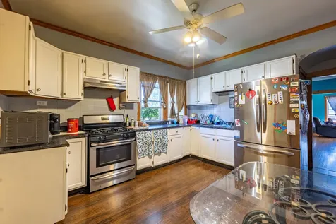 2402 East Avenue Berwyn IL 60402