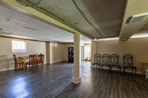 2402 East Avenue Berwyn IL 60402