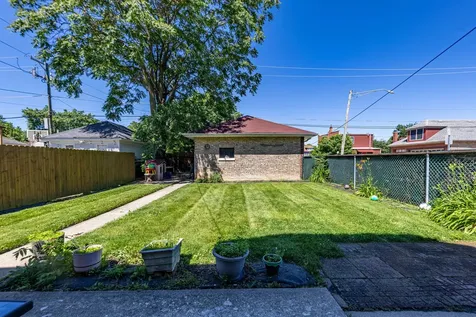 2402 East Avenue Berwyn IL 60402