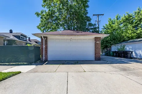 2402 East Avenue Berwyn IL 60402