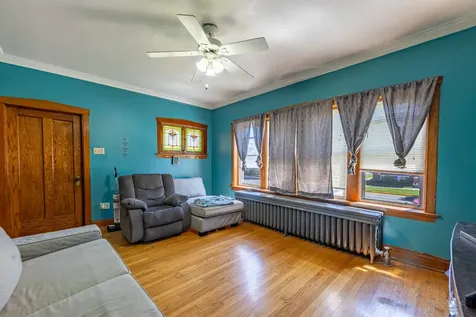 2402 East Avenue Berwyn IL 60402