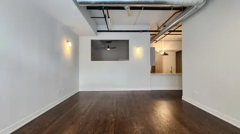 4428 North Sheridan Road Chicago IL 60640