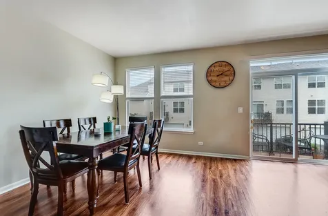 817 Summit Creek Drive Shorewood IL 60404