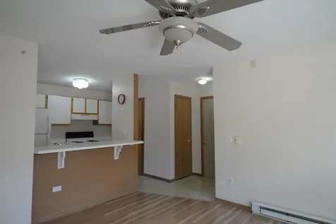 1548 West Sand Bar Court Round Lake Beach IL 60073