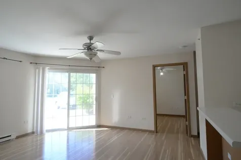 1548 West Sand Bar Court Round Lake Beach IL 60073