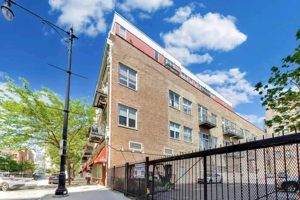 1631 South Michigan Avenue Chicago IL 60616