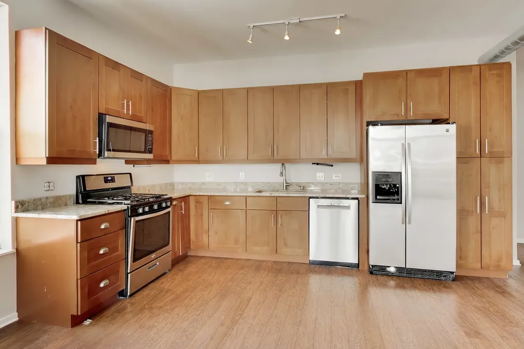 1631 South Michigan Avenue Chicago IL 60616