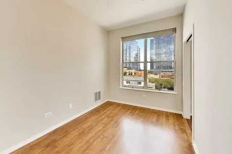 1631 South Michigan Avenue Chicago IL 60616
