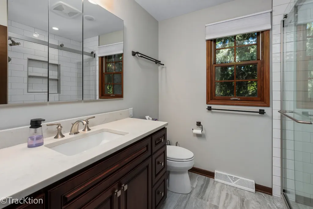 22W166 Mccarron Road Glen Ellyn IL 60137