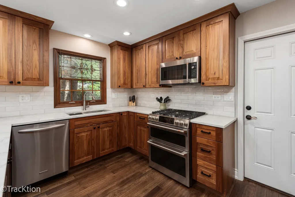 22W166 Mccarron Road Glen Ellyn IL 60137