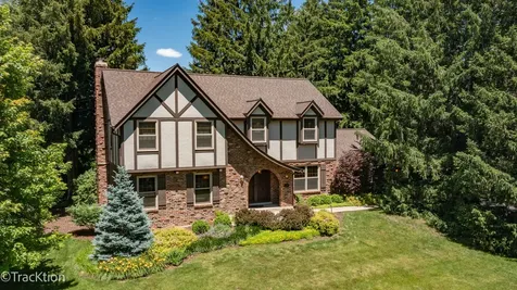 22W166 Mccarron Road Glen Ellyn IL 60137