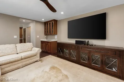 22W166 Mccarron Road Glen Ellyn IL 60137