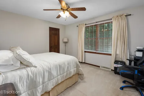 22W166 Mccarron Road Glen Ellyn IL 60137