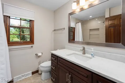 22W166 Mccarron Road Glen Ellyn IL 60137