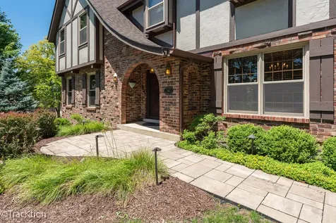 22W166 Mccarron Road Glen Ellyn IL 60137
