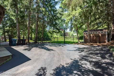 22W166 Mccarron Road Glen Ellyn IL 60137