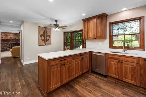 22W166 Mccarron Road Glen Ellyn IL 60137