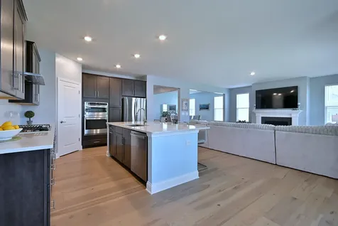 1174 Larswood Lane Crystal Lake IL 60012