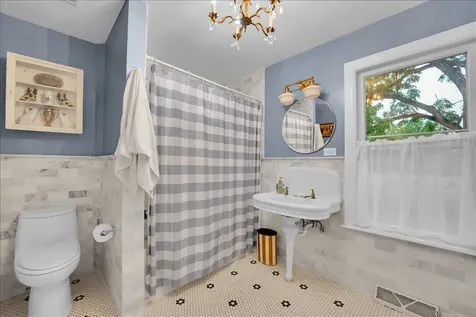 11516 Country Club Road Woodstock IL 60098