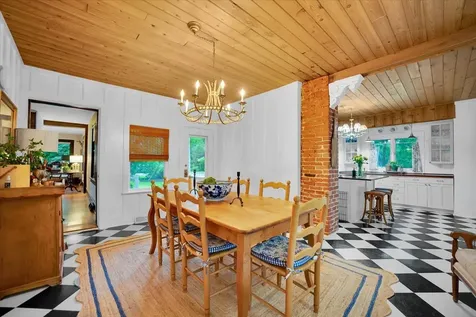 11516 Country Club Road Woodstock IL 60098