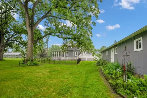 11516 Country Club Road Woodstock IL 60098