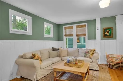 11516 Country Club Road Woodstock IL 60098