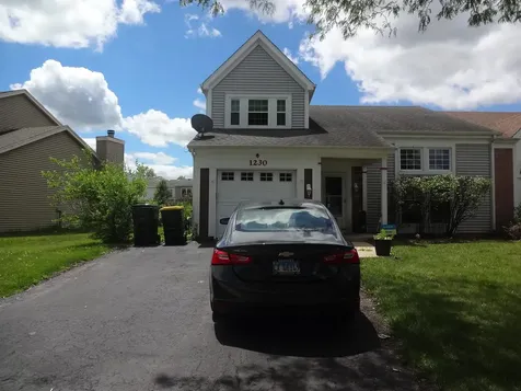 1230 Trinity Drive Carol Stream IL 60188