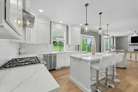 1401 Briarwood Lane Mahomet IL 61853