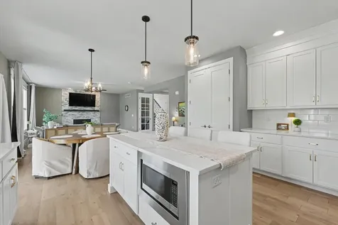 1401 Briarwood Lane Mahomet IL 61853