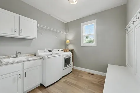 1401 Briarwood Lane Mahomet IL 61853