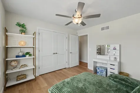 1401 Briarwood Lane Mahomet IL 61853