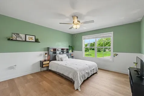 1401 Briarwood Lane Mahomet IL 61853