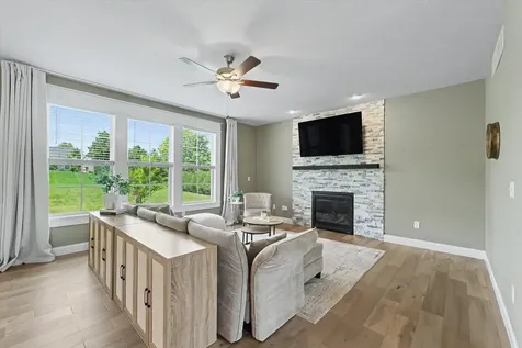 1401 Briarwood Lane Mahomet IL 61853