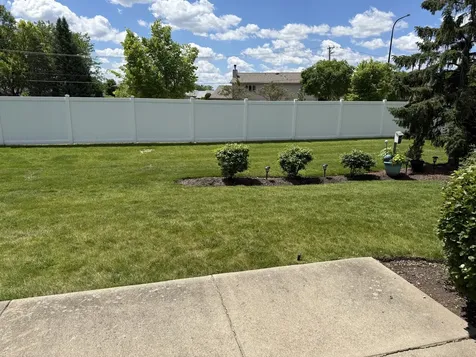 8821 Bluebird Drive Tinley Park IL 60487
