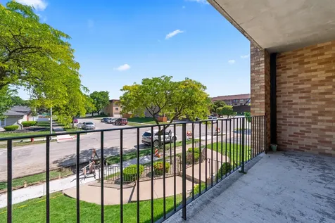 4101 West 93rd Street Oak Lawn IL 60453