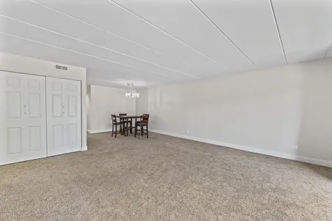 4101 West 93rd Street Oak Lawn IL 60453