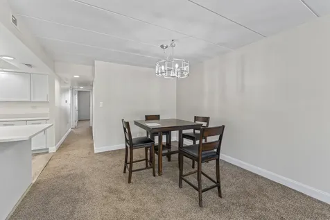 4101 West 93rd Street Oak Lawn IL 60453