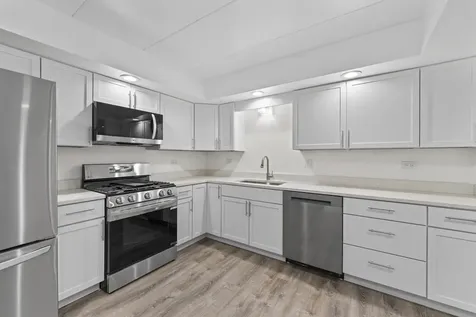 4101 West 93rd Street Oak Lawn IL 60453