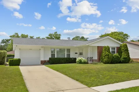 1116 Maple Lane Elk Grove Village IL 60007
