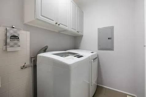 1116 Maple Lane Elk Grove Village IL 60007