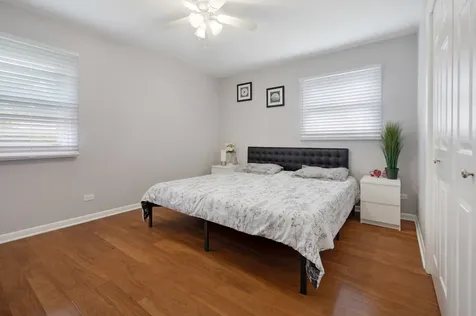 1116 Maple Lane Elk Grove Village IL 60007