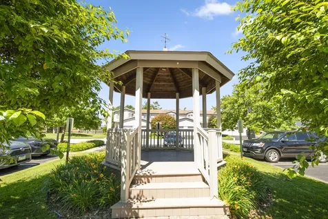 15946 Ashford Court Tinley Park IL 60477