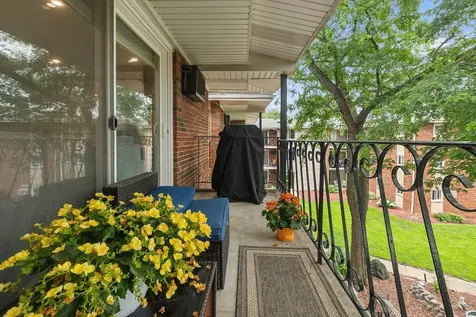 3943 West 104th Street Chicago IL 60655
